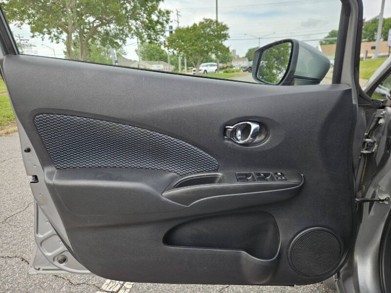 2015 Nissan Versa Note SV