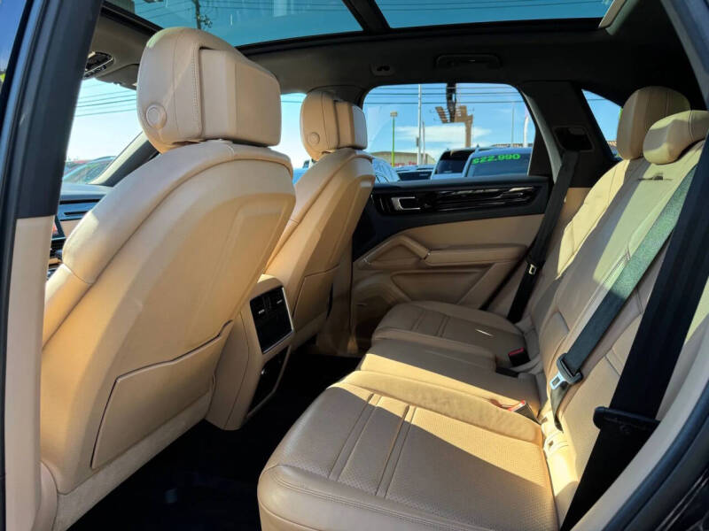 2021 Porsche Cayenne