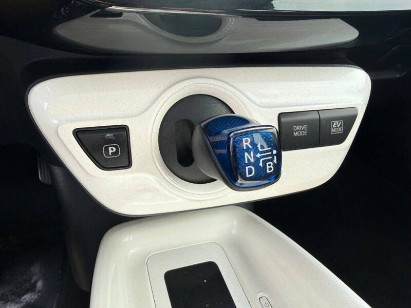 2017 Toyota Prius Three