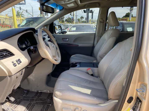 2011 Toyota Sienna