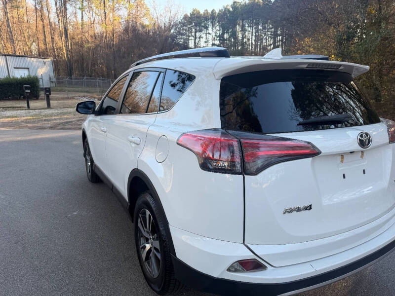 2018 Toyota RAV4 XLE