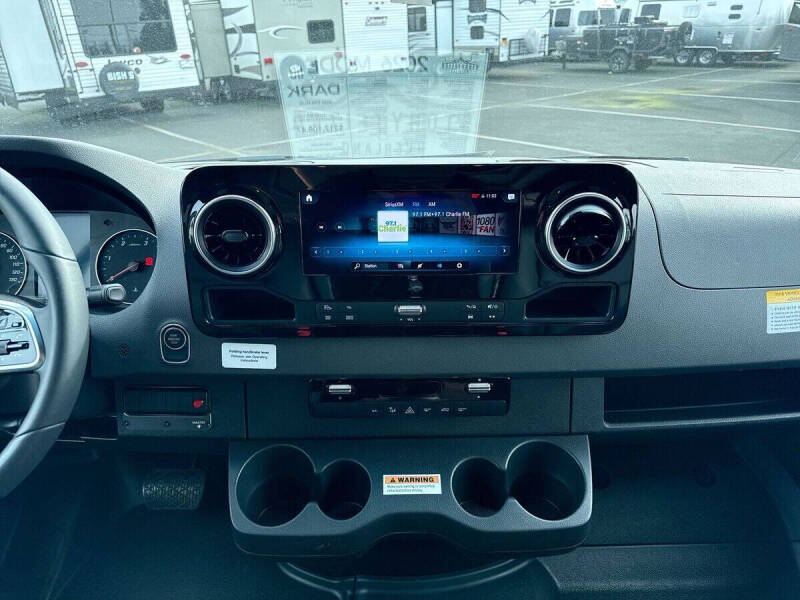 2024 Mercedes-Benz Sprinter