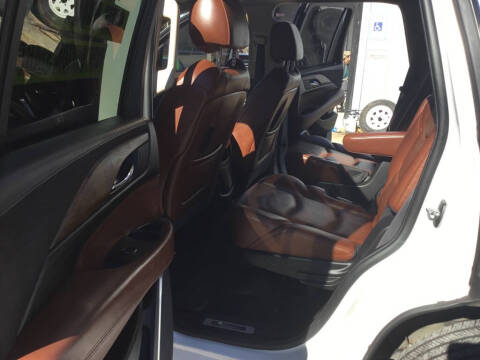 2016 Cadillac Escalade Luxury Collection