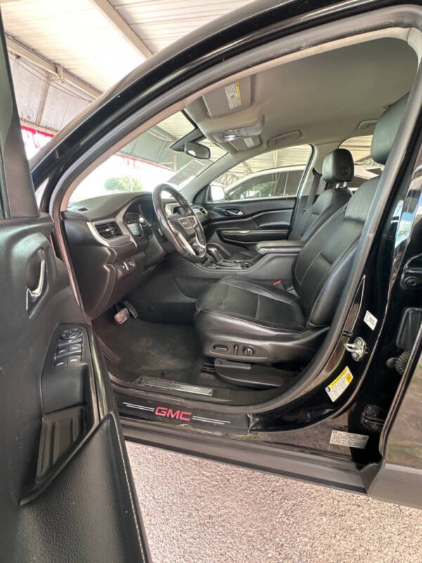 2017 GMC Acadia SLT-1