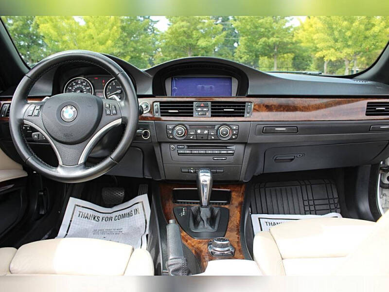 2011 BMW 3 Series 335i