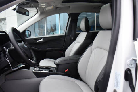 2026 Ford Escape Hybrid Platinum