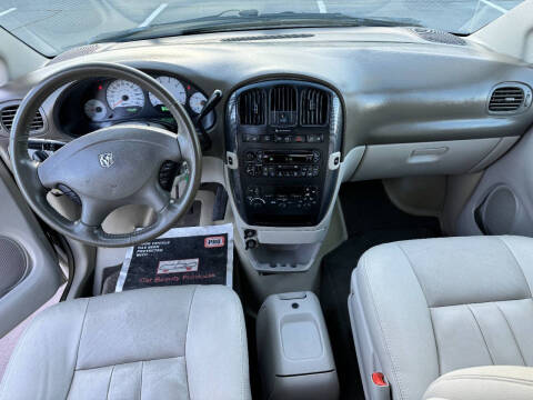 2005 Dodge Grand Caravan SXT