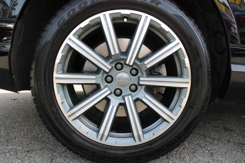 2018 Audi Q7 2.0T quattro Premium Plus