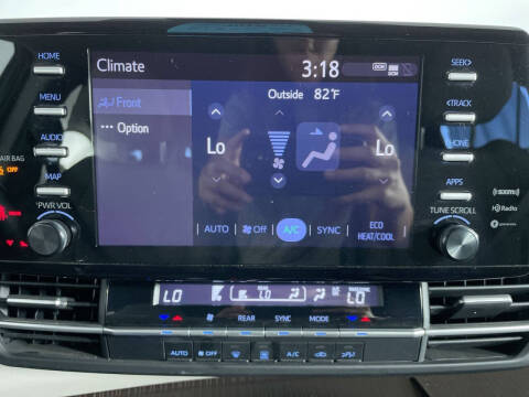 2023 Toyota Sienna LE 8-Passenger