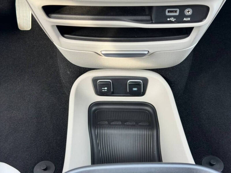 2017 Chrysler Pacifica Touring Plus