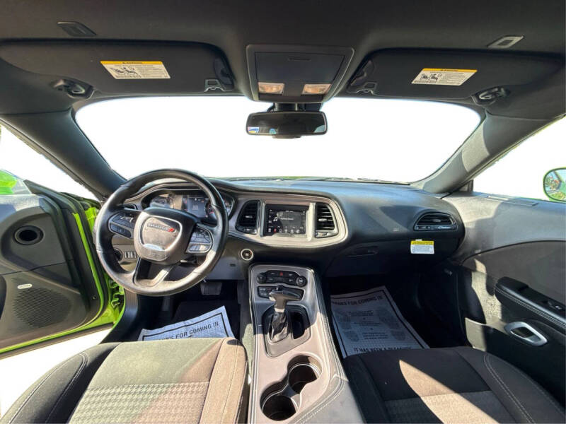 2023 Dodge Challenger SXT