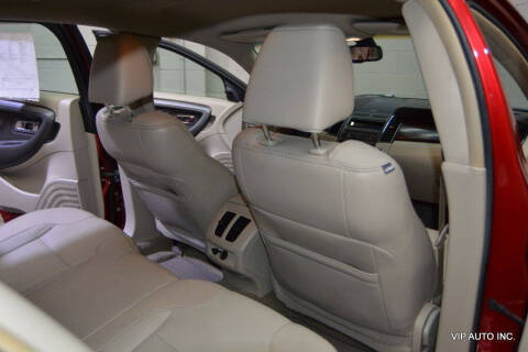 2011 Ford Taurus SEL
