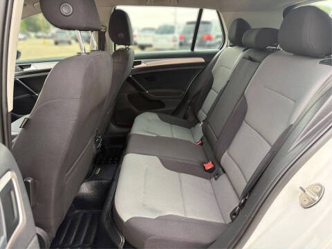 2016 Volkswagen e-Golf SE