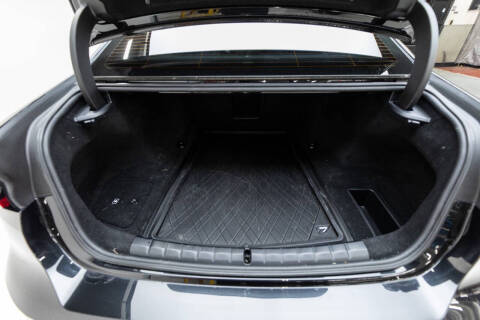 2023 BMW 7 Series 740i