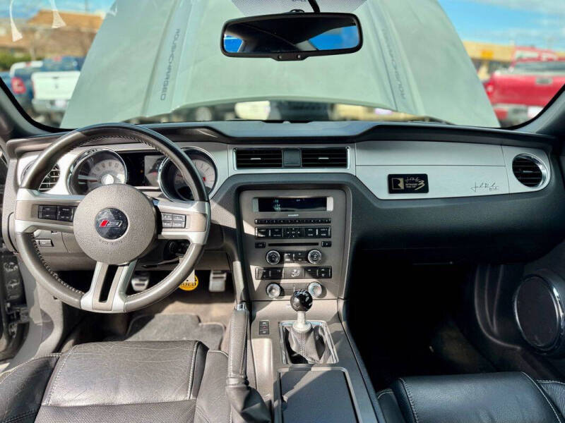 2011 Ford Mustang GT Premium