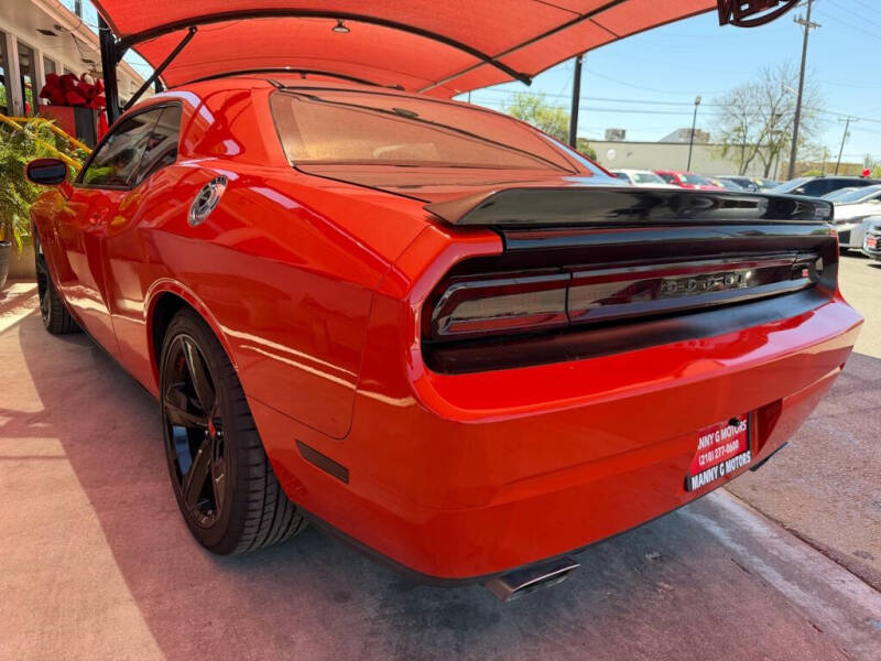2008 Dodge Challenger SRT8