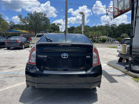 2012 Toyota Prius Two