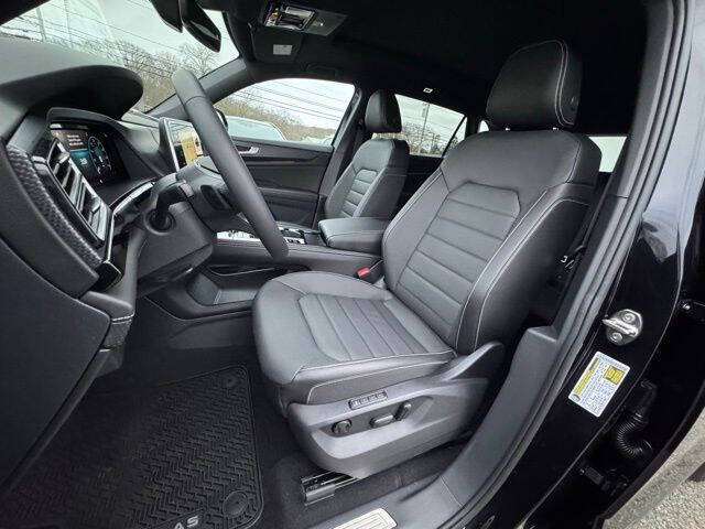 2026 Volkswagen Atlas Cross Sport SEL R-Line Black 4Motion