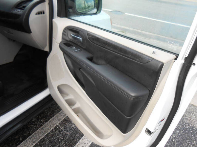 2014 RAM C/V Tradesman