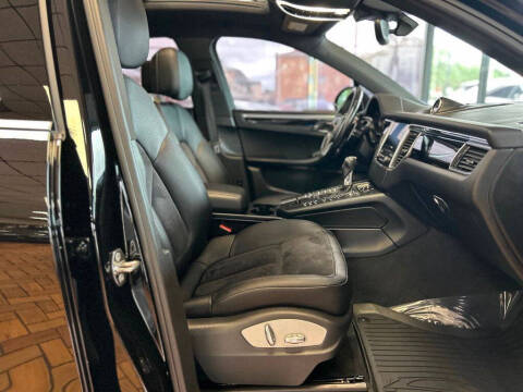 2017 Porsche Macan S