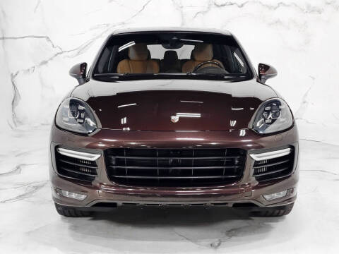2016 Porsche Cayenne GTS