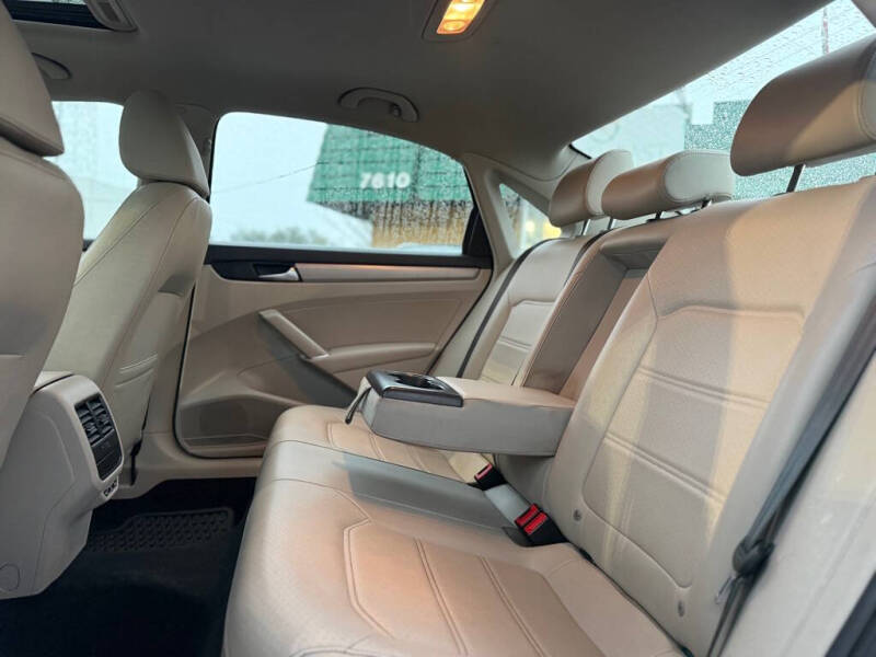 2022 Volkswagen Passat SE