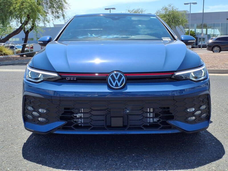 2025 Volkswagen Golf GTI SE