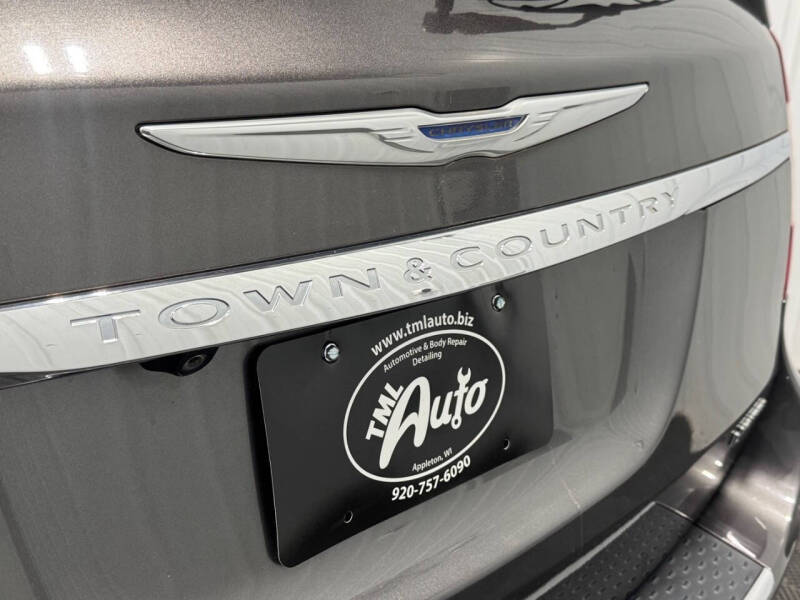 2016 Chrysler Town and Country Limited