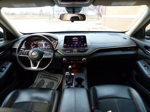 2020 Nissan Altima 2.5 SR