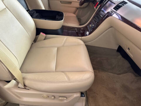 2012 Cadillac Escalade Premium