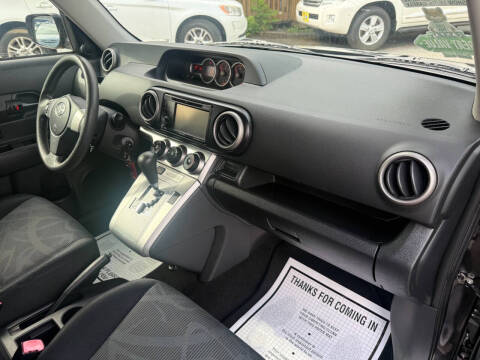 2012 Scion xB Release Series 9.0