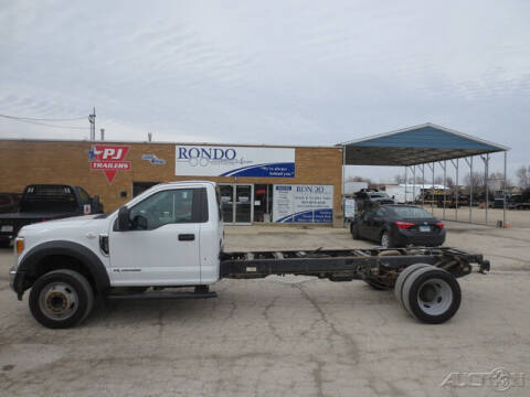 2017 Ford F-450 Super Duty for sale at Rondo Truck & Trailer in Sycamore IL