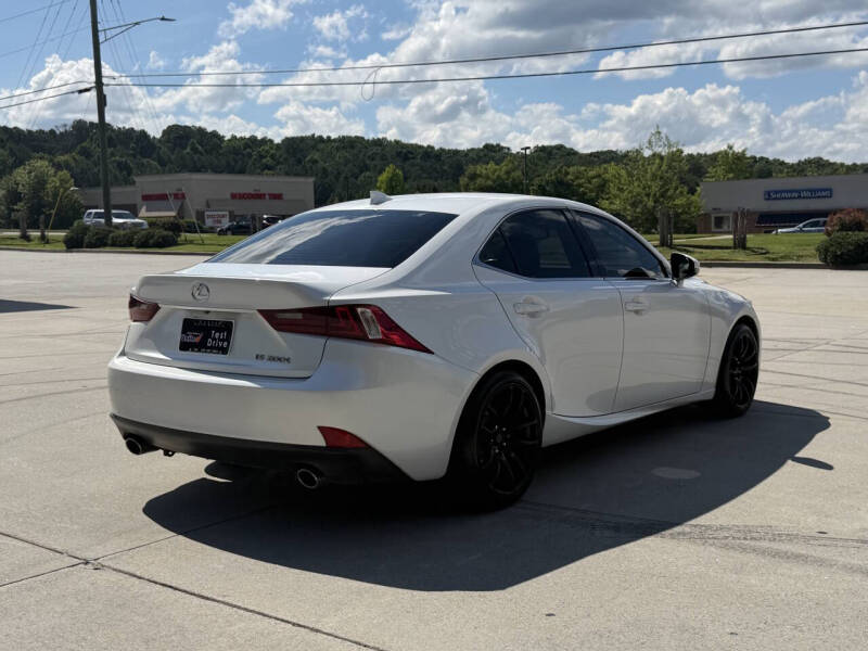 2016 Lexus IS 200t