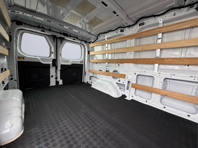 2025 Ford Transit
