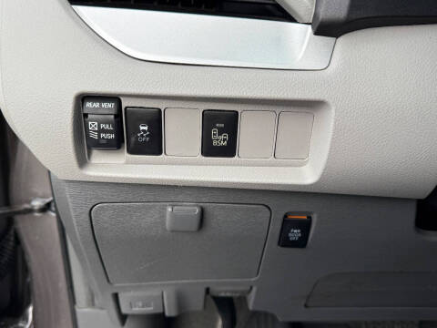 2016 Toyota Sienna XLE 8-Passenger