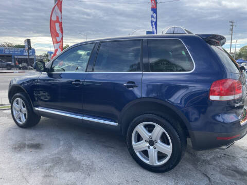 2004 Volkswagen Touareg V8