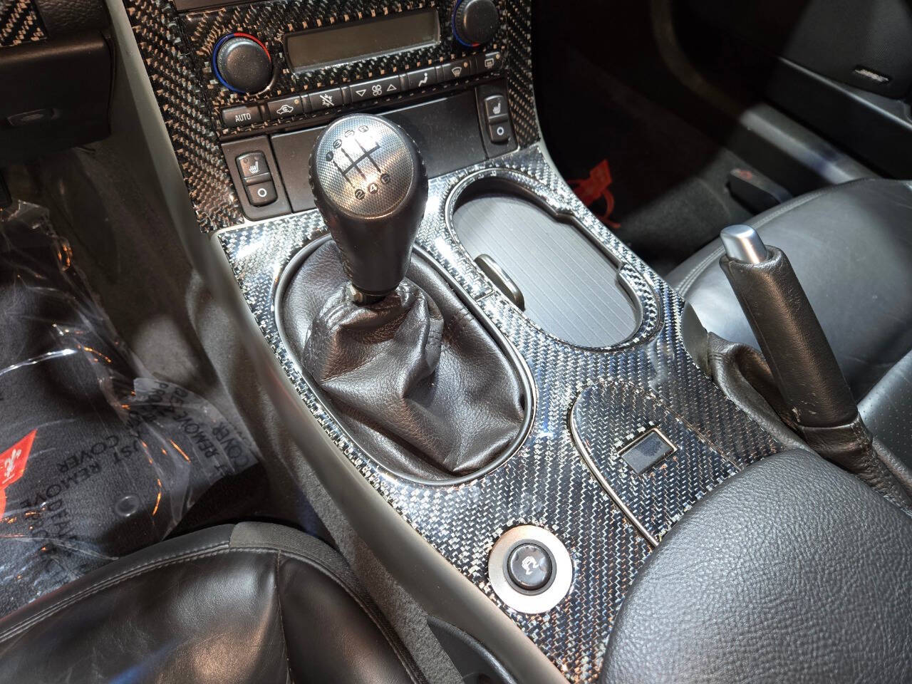 2005 Chevrolet Corvette 13
