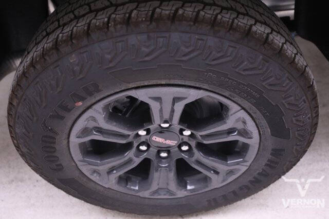 2025 GMC Canyon Elevation