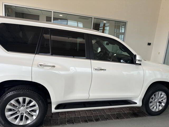 2023 Lexus GX 460