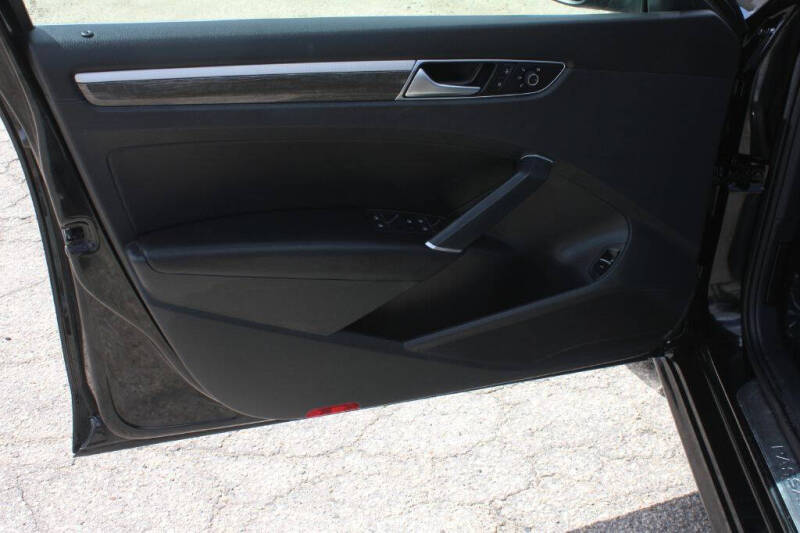 2016 Volkswagen Passat