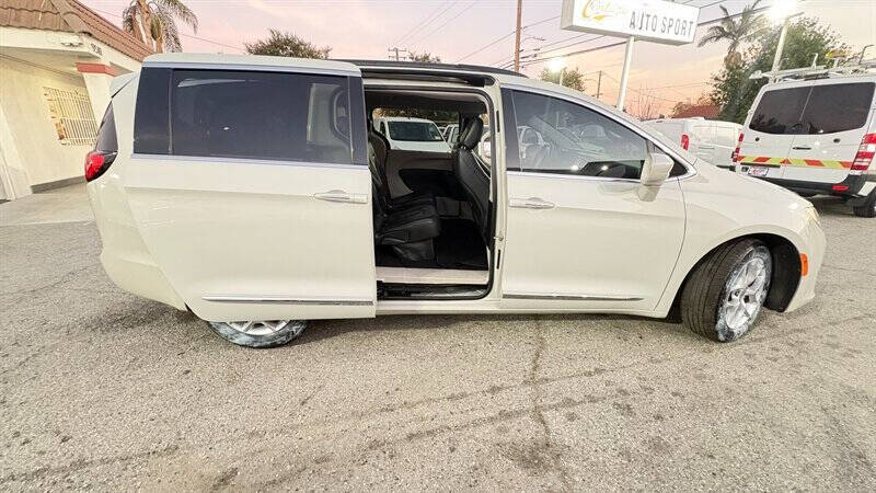 2017 Chrysler Pacifica