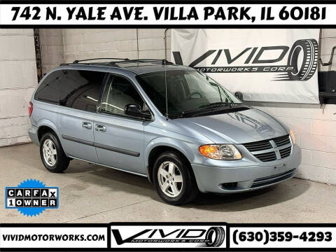 2006 Dodge Caravan for sale at VIVID MOTORWORKS, CORP. in Villa Park IL