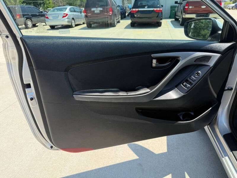 2013 Hyundai Elantra Coupe SE