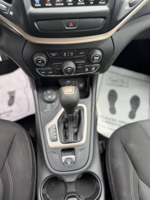 2017 Jeep Cherokee Latitude
