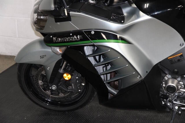 2019 Kawasaki CONCOURS 1