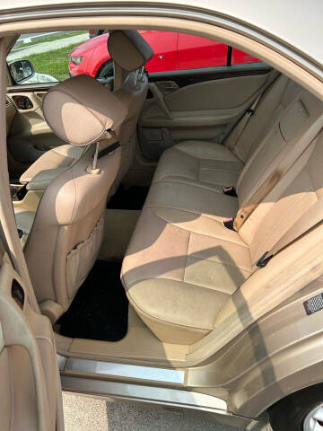 2001 Mercedes-Benz E-Class E 320