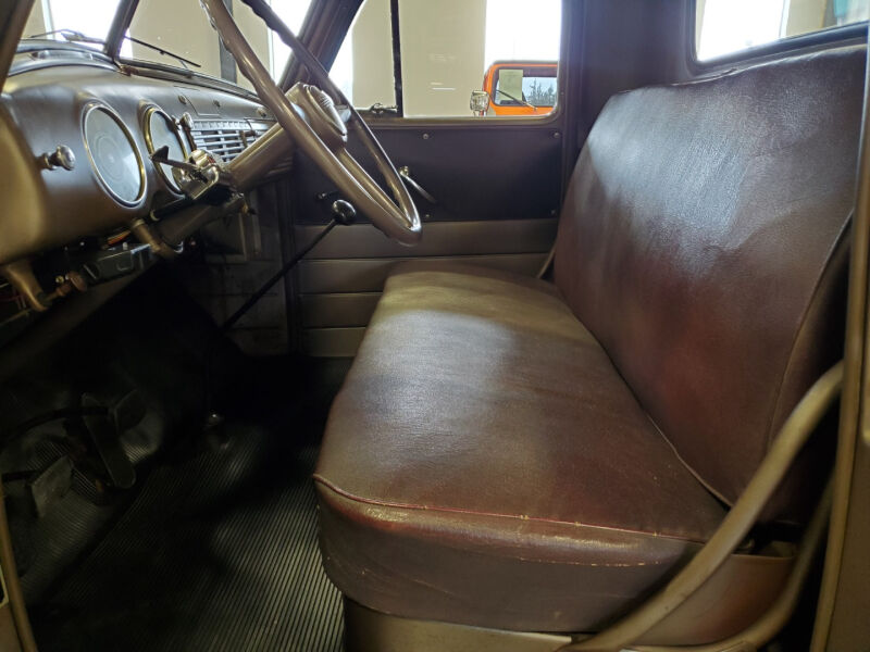1952 Chevrolet 3100 Deluxe 9
