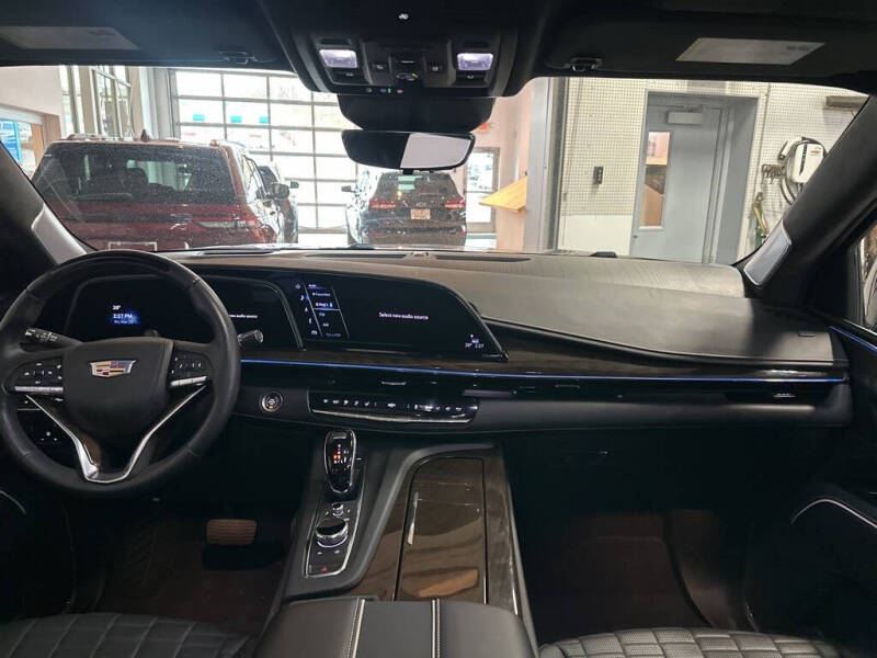 2024 Cadillac Escalade Sport Platinum