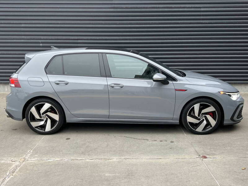 2023 Volkswagen Golf GTI SE