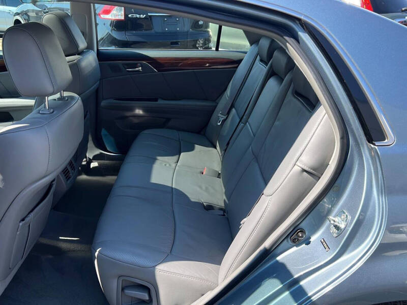 2010 Toyota Avalon Limited